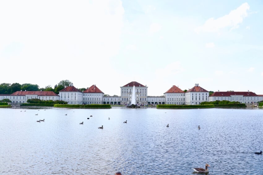 尼芬堡宫和湖