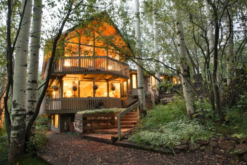 优雅的小屋,一个森林的远程VRBO在阿斯彭