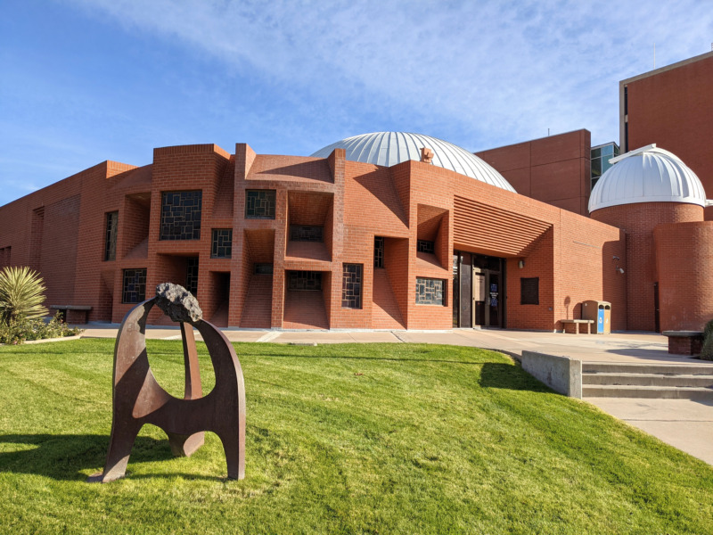 弗莱德鲁科学中心和天文馆亚利桑那大学的校园