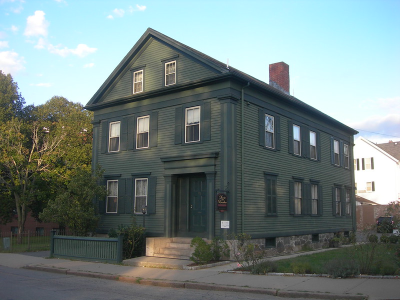 房子闹鬼的丽齐博登在秋天,马萨诸塞州。